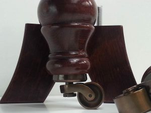 2  WOOD ANTIQUE BRASS CASTOR LEGS 2 CURVED  MAHOGANY FEET 150mm CHAIR STOOLS M8